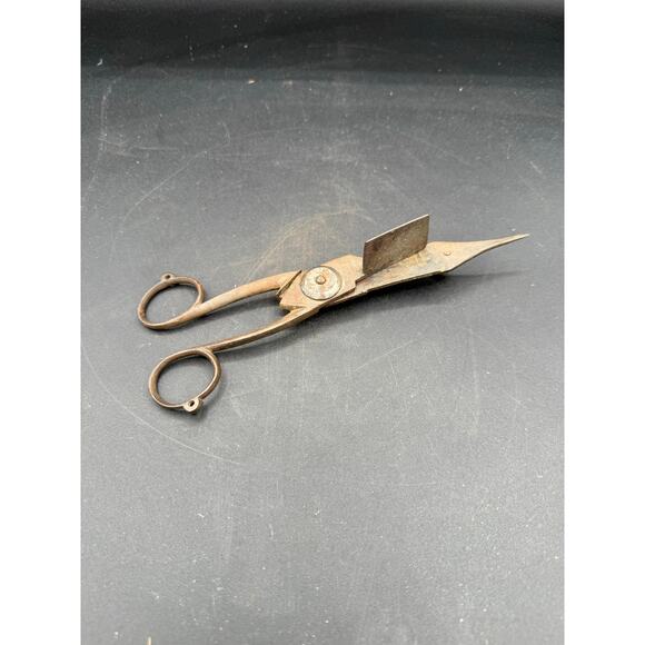 Antique wrought iron candle snuffer wick scissors - Picture 4 of 8